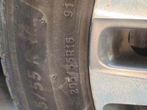 [广州·粤A] 二手大众途安2011款 1.4T DSG智臻版5座