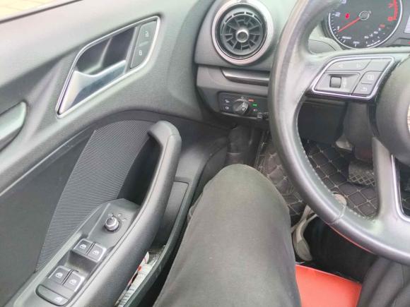 [台州·浙J] 二手奥迪奥迪A32017款 Limousine 35 TFSI 时尚型