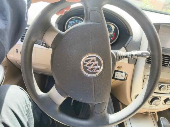 [上海·蒙B] 二手别克凯越2013款 1.5L 自动经典型