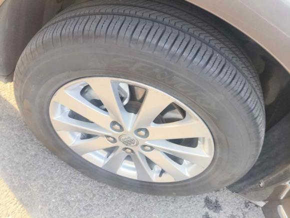 [青岛·鲁B] 二手别克别克GL82017款 25S 豪华型 国V