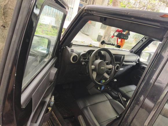 [成都·川A] 二手Jeep牧马人2008款 3.8L Sahara 四门版