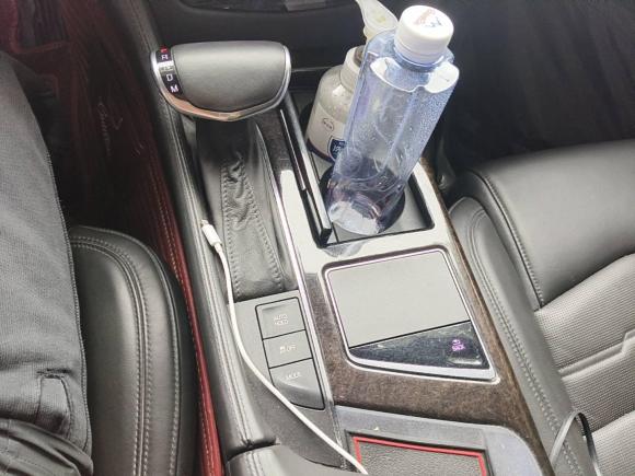 [广州·粤A] 二手凯迪拉克凯迪拉克CT62017款 28T 铂金版