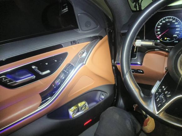 [上海·沪A] 二手奔驰奔驰S级2021款 S 400 L 商务型