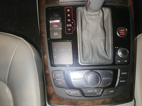 [苏州·苏E] 二手奥迪奥迪A6L2012款 30 FSI 舒适型