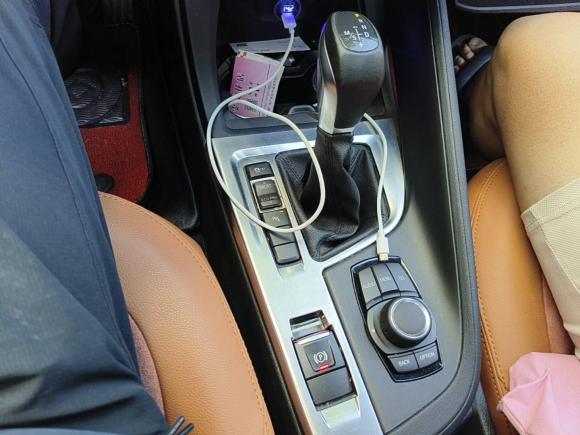 [广州·粤A] 二手宝马宝马X12016款 sDrive18Li 尊享型