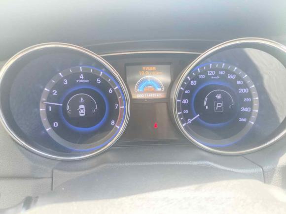 [济南·鲁A] 二手现代索纳塔2013款 2.4L 自动领先版 国IV