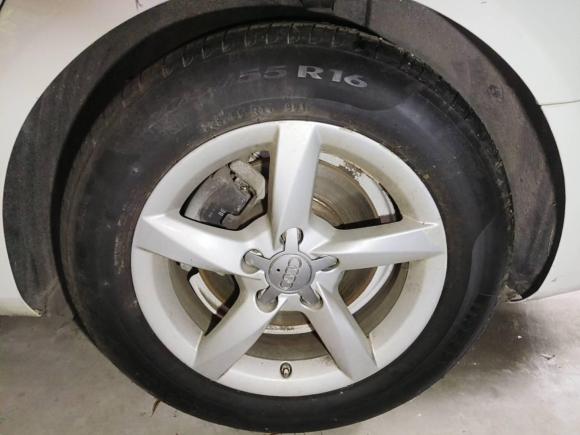 [成都·川A] 二手奥迪奥迪A4L2013款 35 TFSI 自动标准型