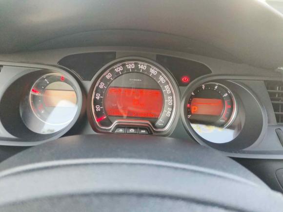 [广州·粤B] 二手雪铁龙雪铁龙C52013款 2.3L 自动尊驭型