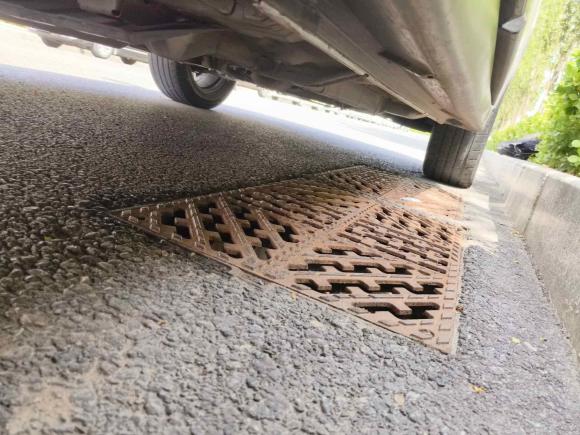 [济南·鲁A] 二手三菱欧蓝德2017款 2.0L 两驱荣耀版 5座