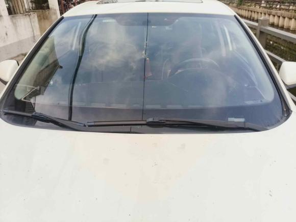 [上海·陕A] 二手长安逸动2018款 高能版 1.6L GDI 手动先锋型 国V