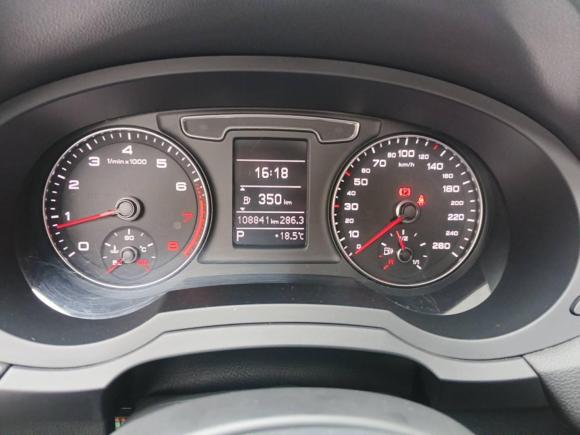 [南昌·赣A] 二手奥迪奥迪Q32017款 30 TFSI 时尚型