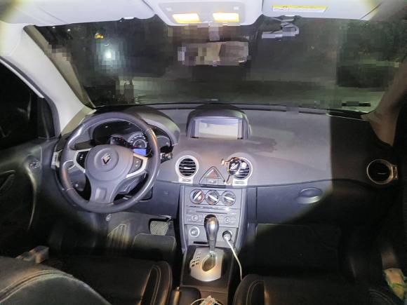 [武汉·鄂A] 二手雷诺科雷傲2014款 改款 2.0L 两驱智享版