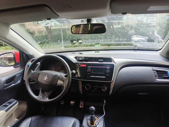 [成都·川A] 二手本田锋范2015款 1.5L 手动舒适版