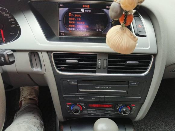 [芜湖·皖B] 二手奥迪奥迪A4L2012款 2.0 TFSI 自动技术型