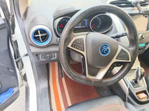 [青岛·鲁B] 二手比亚迪元新能源2018款 EV360 智联炫酷型