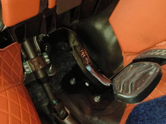 [宁波·浙B] 二手福特全顺2023款 2.0T柴油自动多功能商用车中轴中顶5/6座