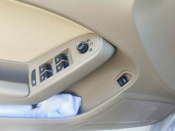 [青岛·鲁B] 二手奥迪奥迪A4L2009款 2.0 TFSI 舒适型