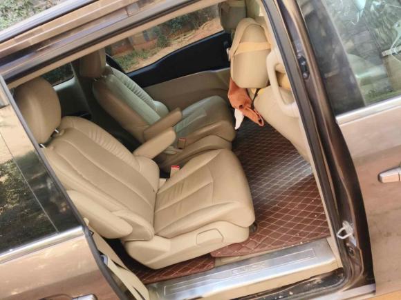 [南昌·赣A] 二手别克别克GL82015款 2.4L 豪华商务尊享版