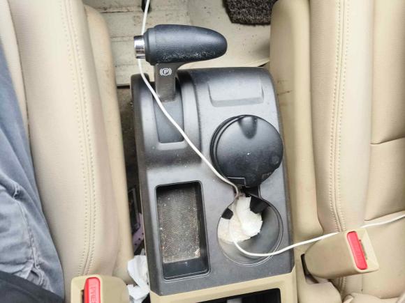 [上海·沪C] 二手本田本田CR-V2010款 2.0L 自动两驱都市版