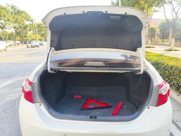 [西安·陕U] 二手丰田雷凌2017款 1.2T G CVT精英版