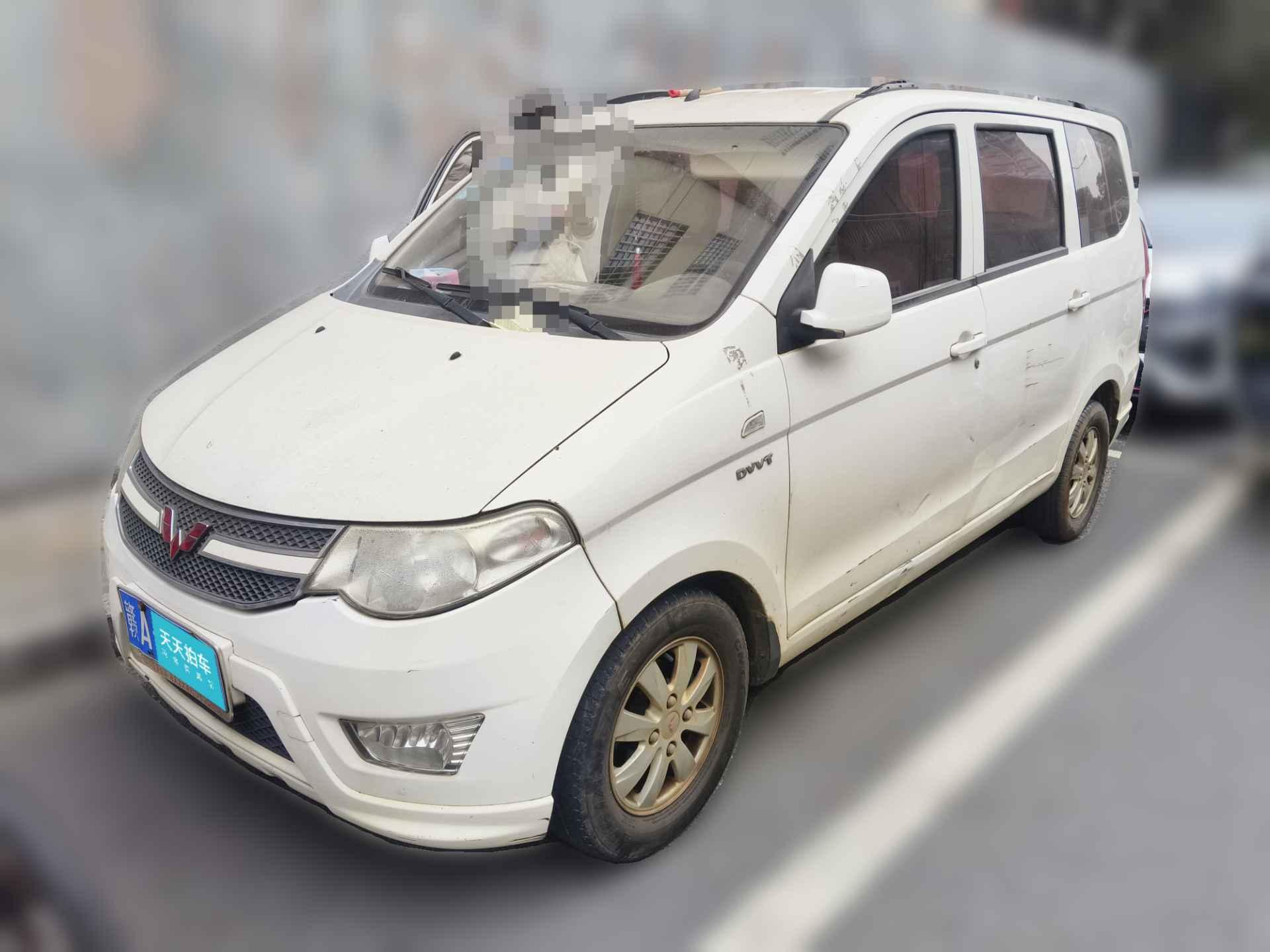 [南昌·赣A] 五菱汽车五菱宏光2014款 1.5L S标准型