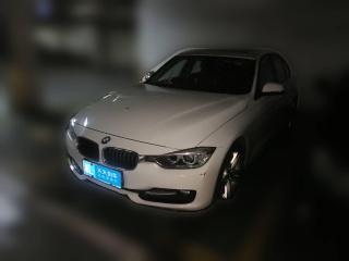 宝马宝马3系2013款 320i 运动设计套装