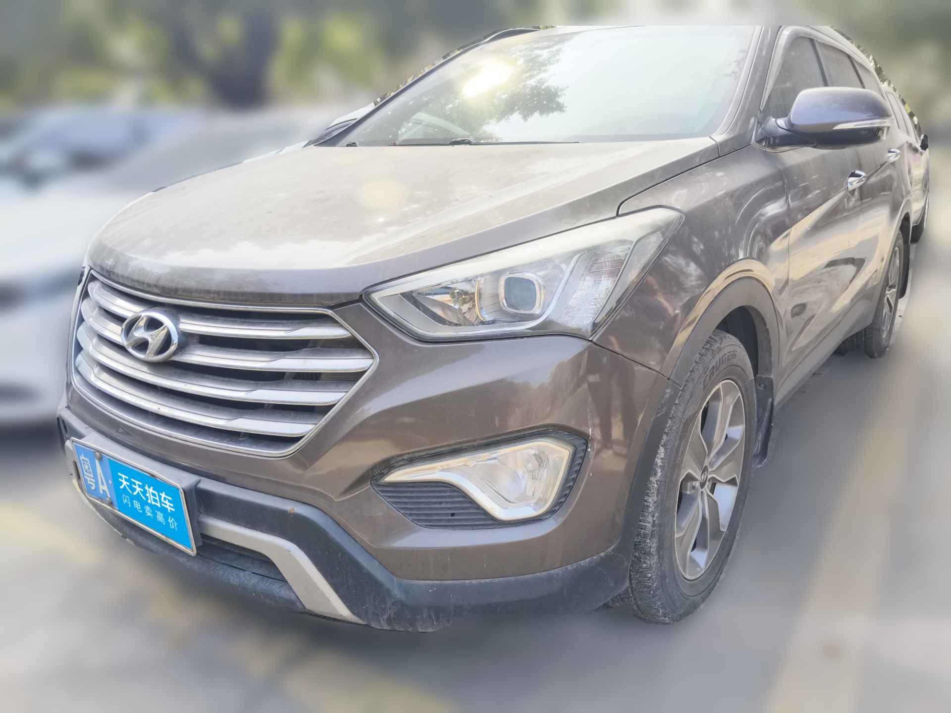 [广州·粤A] 现代格越2013款 2.2T 7座四驱舒适版