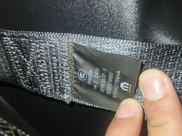 [南昌·赣A] 二手Jeep自由光2016款 2.4L 专业智能版