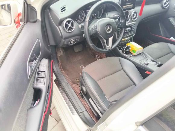 [杭州·浙H] 二手奔驰奔驰A级2013款 A 180 时尚型