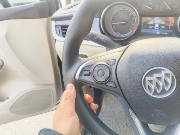 [杭州·浙A] 二手别克威朗2015款 三厢 15S 自动领先型