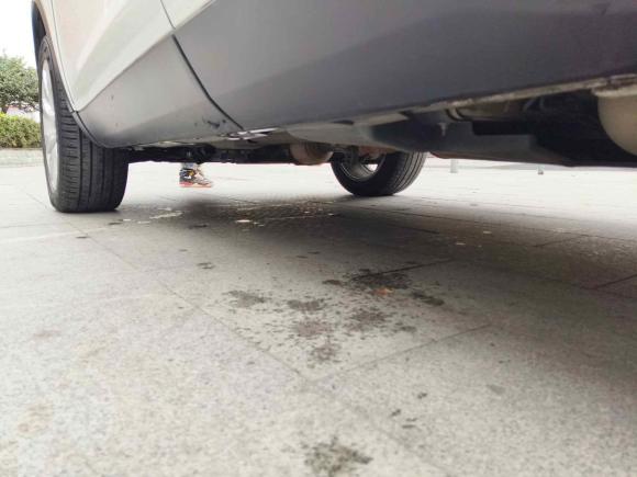 [上海·沪G] 二手路虎发现神行2015款 2.0T HSE LUXURY