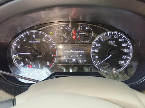 [南昌·赣M] 二手日产骐达TIIDA2011款 1.6L CVT豪华型