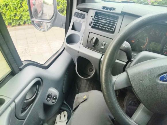 [嘉兴·浙F] 二手福特新世代全顺2016款 2.2T短轴6座中顶多功能车