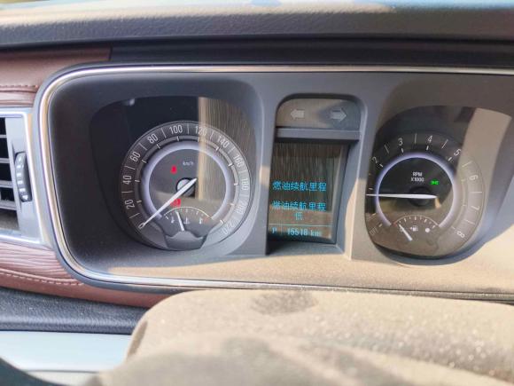 [济南·鲁A] 二手别克别克GL82017款 25S 豪华型 国V