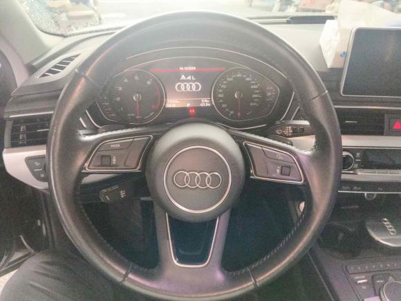 [武汉·鄂A] 二手奥迪奥迪A4L2017款 40 TFSI 时尚型