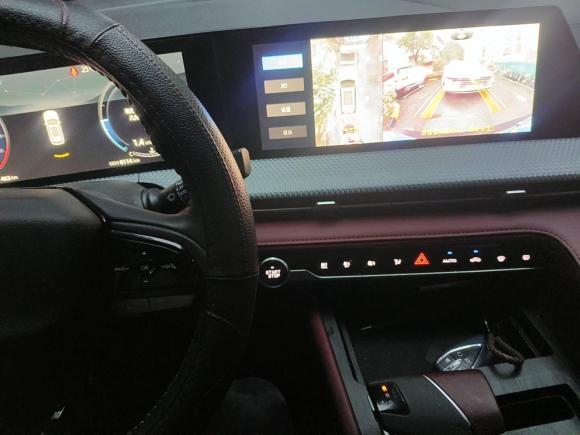 [上海·沪D] 二手长安长安CS75 PLUS2022款 第二代 1.5T 自动尊享型