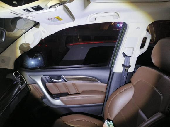 [西安·陕A] 二手哈弗哈弗H92017款 2.0T 柴油四驱豪华型 7座