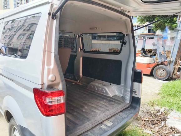 [深圳·粤B] 二手金杯小海狮X302021款 1.5L 财富型单蒸空调版客车国VI SWC15M