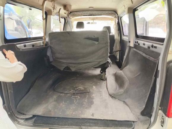 [广州·粤A] 二手长安凯程长安睿行M902021款 2.0L标准型平顶背掀门6座LJ481Q6