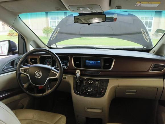 [广州·粤A] 二手别克别克GL82015款 2.4L 豪华商务尊享版