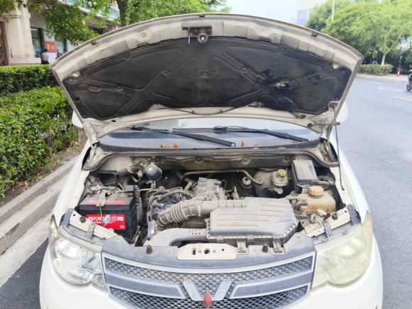 [上海·苏J] 二手五菱汽车五菱宏光2016款 1.5L 改款S舒适型