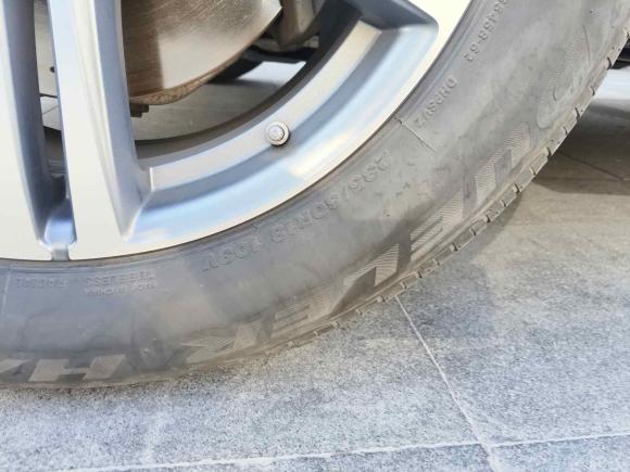 [南京·苏A] 二手奔驰奔驰GLC2020款 GLC 260 L 4MATIC 豪华型