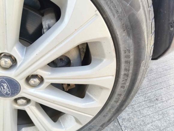 [广州·粤H] 二手福特福睿斯2015款 1.5L 自动时尚型