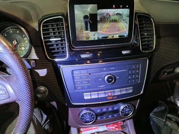 [广州·粤A] 二手奔驰奔驰GLS2018款 改款 GLS 400 4MATIC动感型