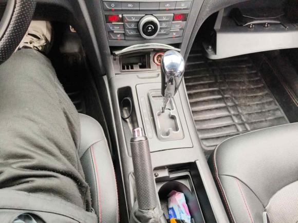 [武汉·鄂J] 二手奔腾奔腾B702014款 1.8T 自动运动尊享型