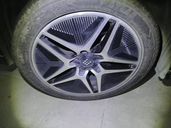 [深圳·粤B] 二手蓝电蓝电E52023款 1.5L DE-i 100KM臻享型 7座