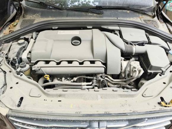 [西安·陕U] 二手沃尔沃沃尔沃XC602015款 T6 智逸版