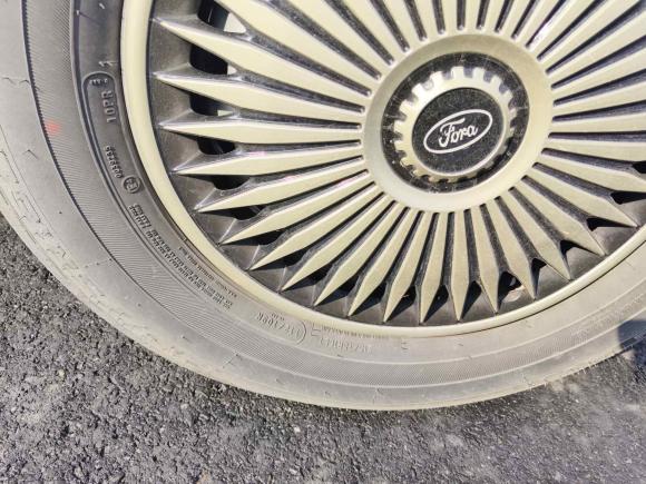 [合肥·皖A] 二手福特全顺2023款 2.0T柴油自动多功能商用车中轴低顶5/6座