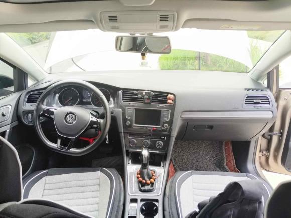 [成都·川A] 二手大众高尔夫2017款 1.6L 自动舒适百万辆纪念版