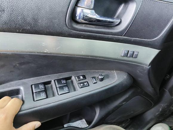 [上海·沪C] 二手英菲尼迪英菲尼迪G系2013款 G25 Sedan 豪华运动版